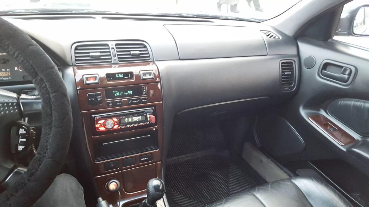 Ниссан Максима 1997 салон