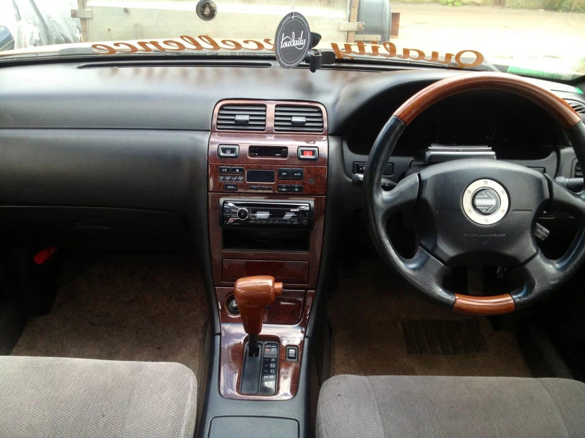 Nissan maxima a32 салон