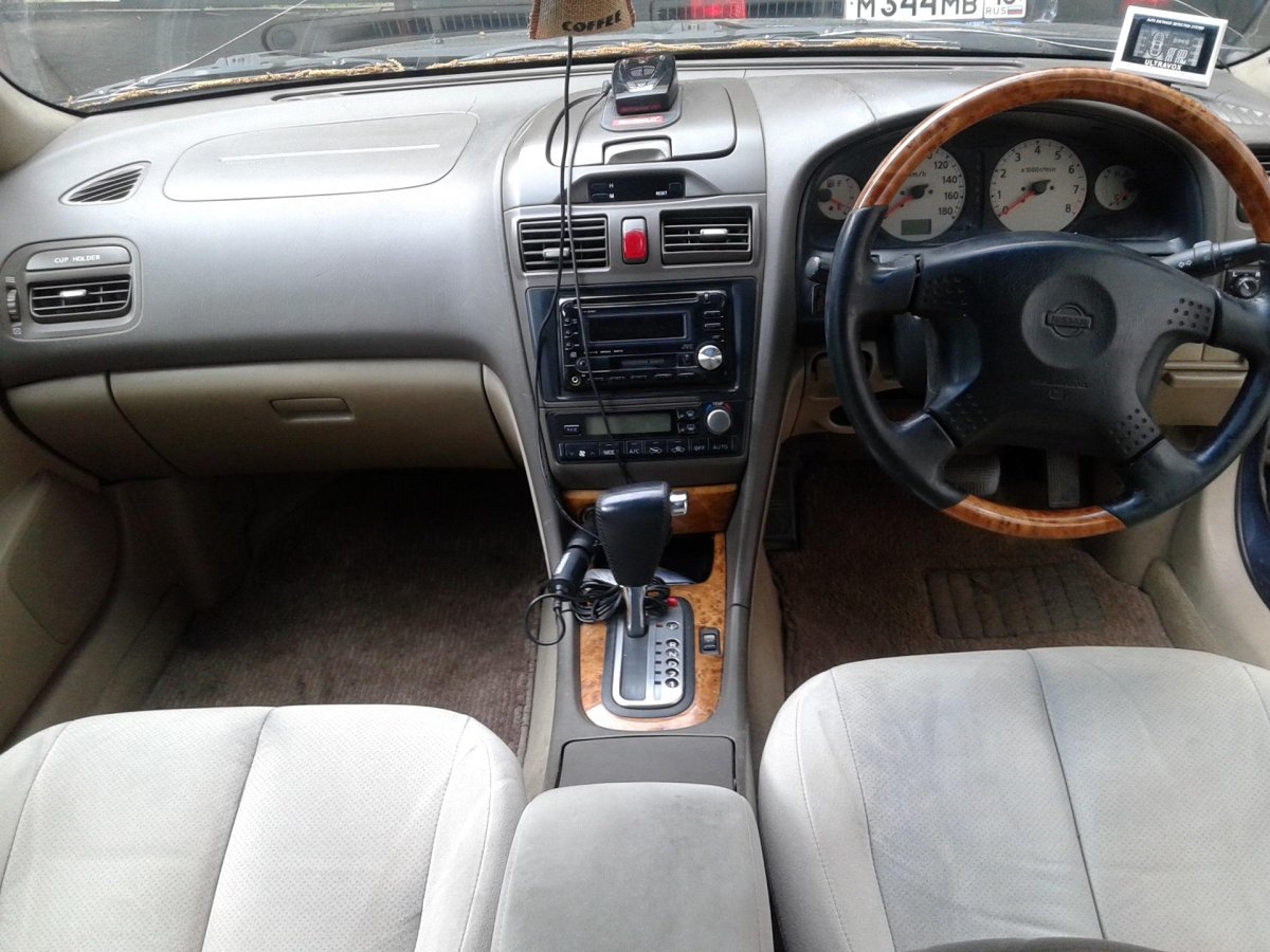 Ниссан Цефиро а33