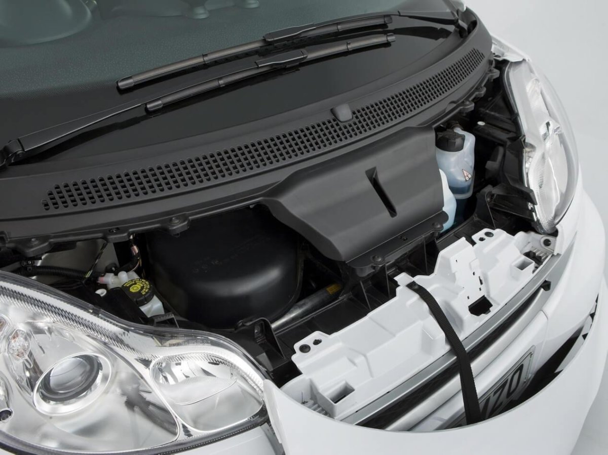 Моторный отсек в Smart Fortwo 451