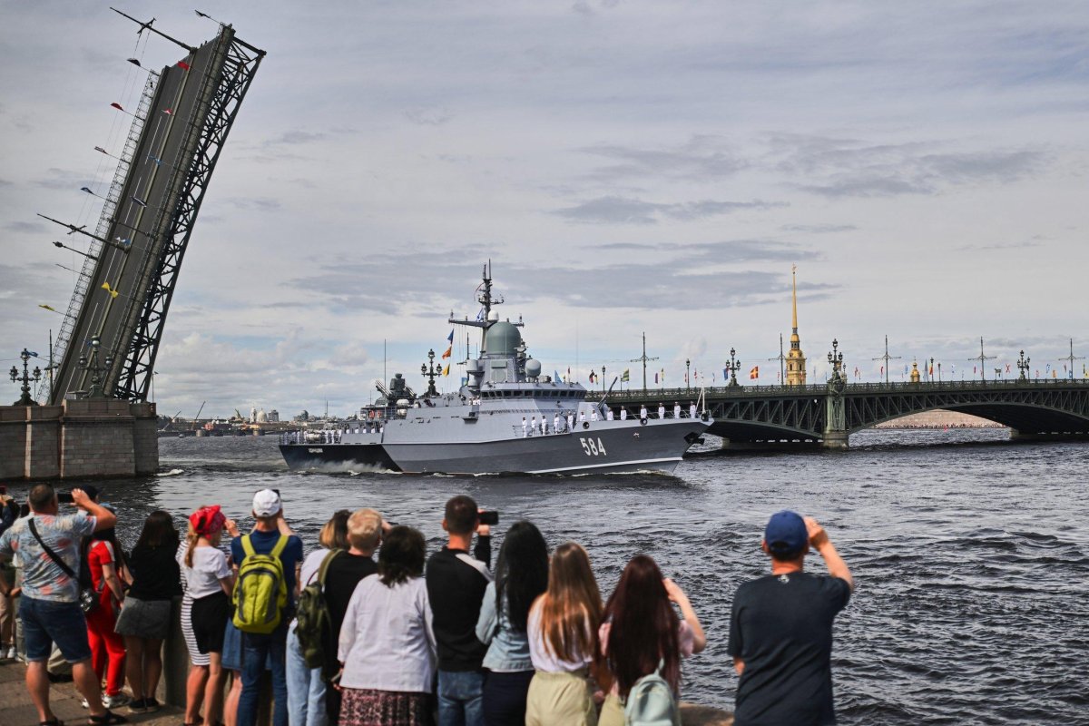Парад ВМФ В Санкт-Петербурге