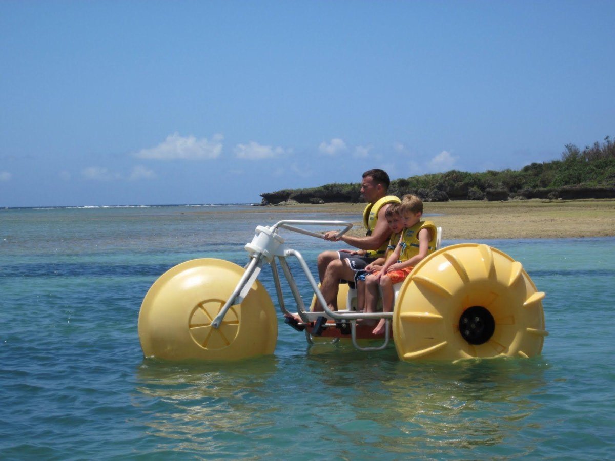 Плавающий велосипед