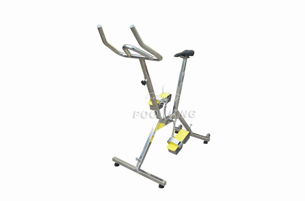 Велосипед в бассейне