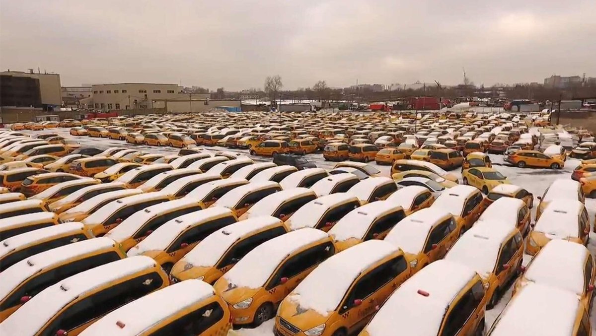 Кладбище такси в Москве