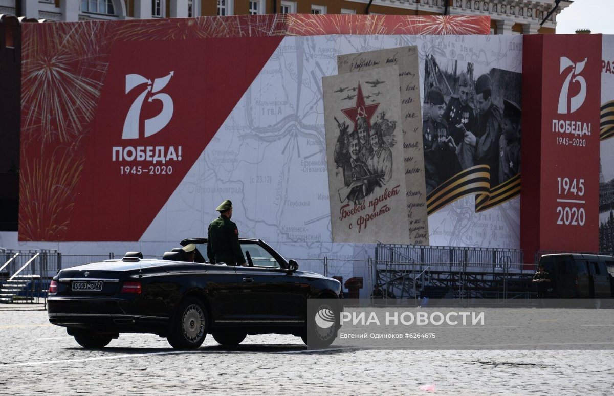 Aurus-кабриолет красная площадь