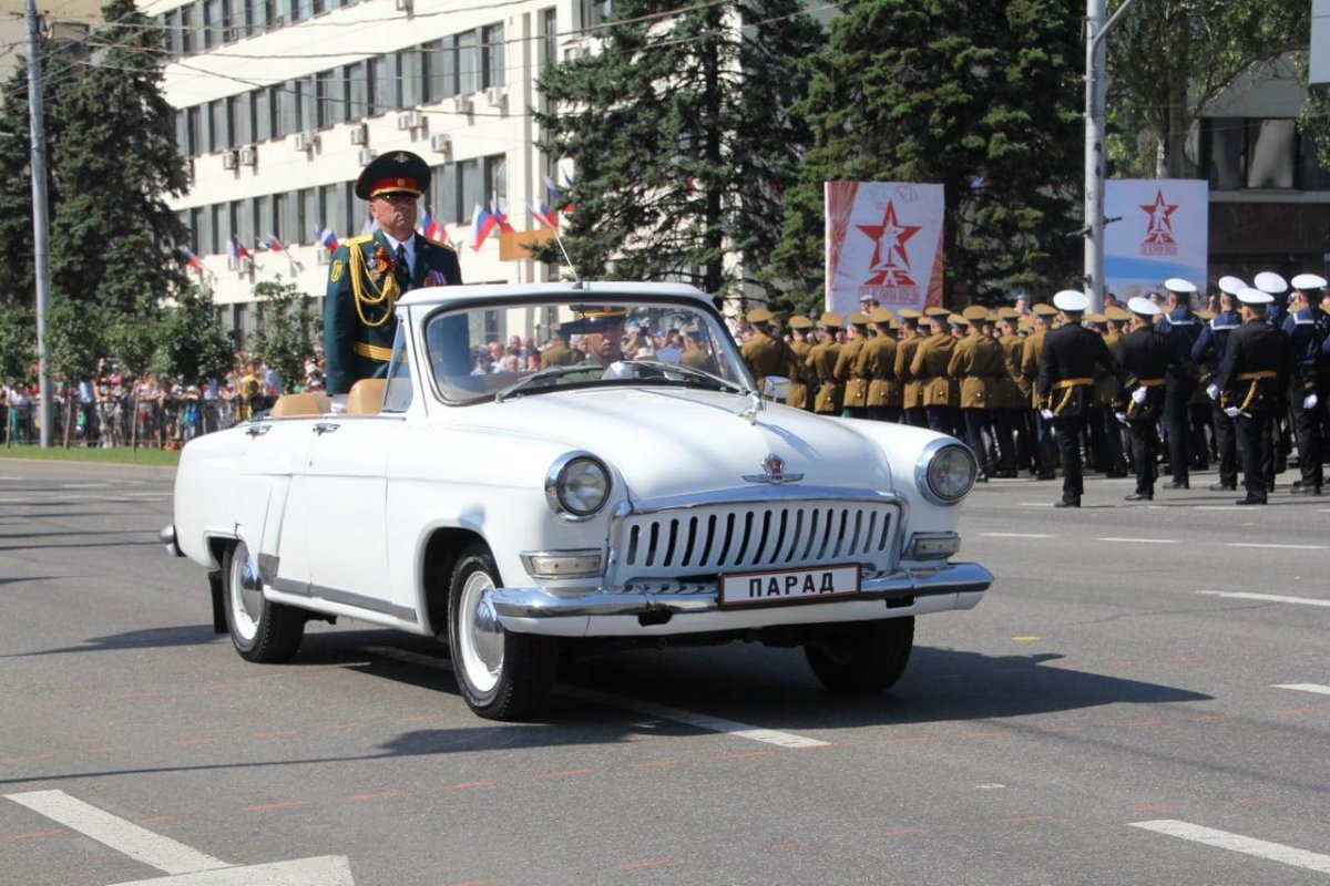 ГАЗ 3110 парадный кабриолет