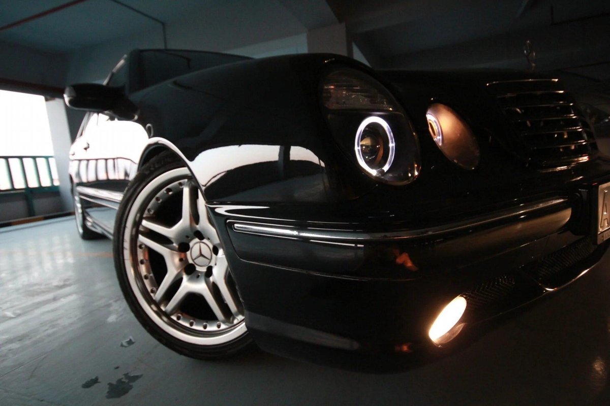 Mercedes Benz w210 AMG