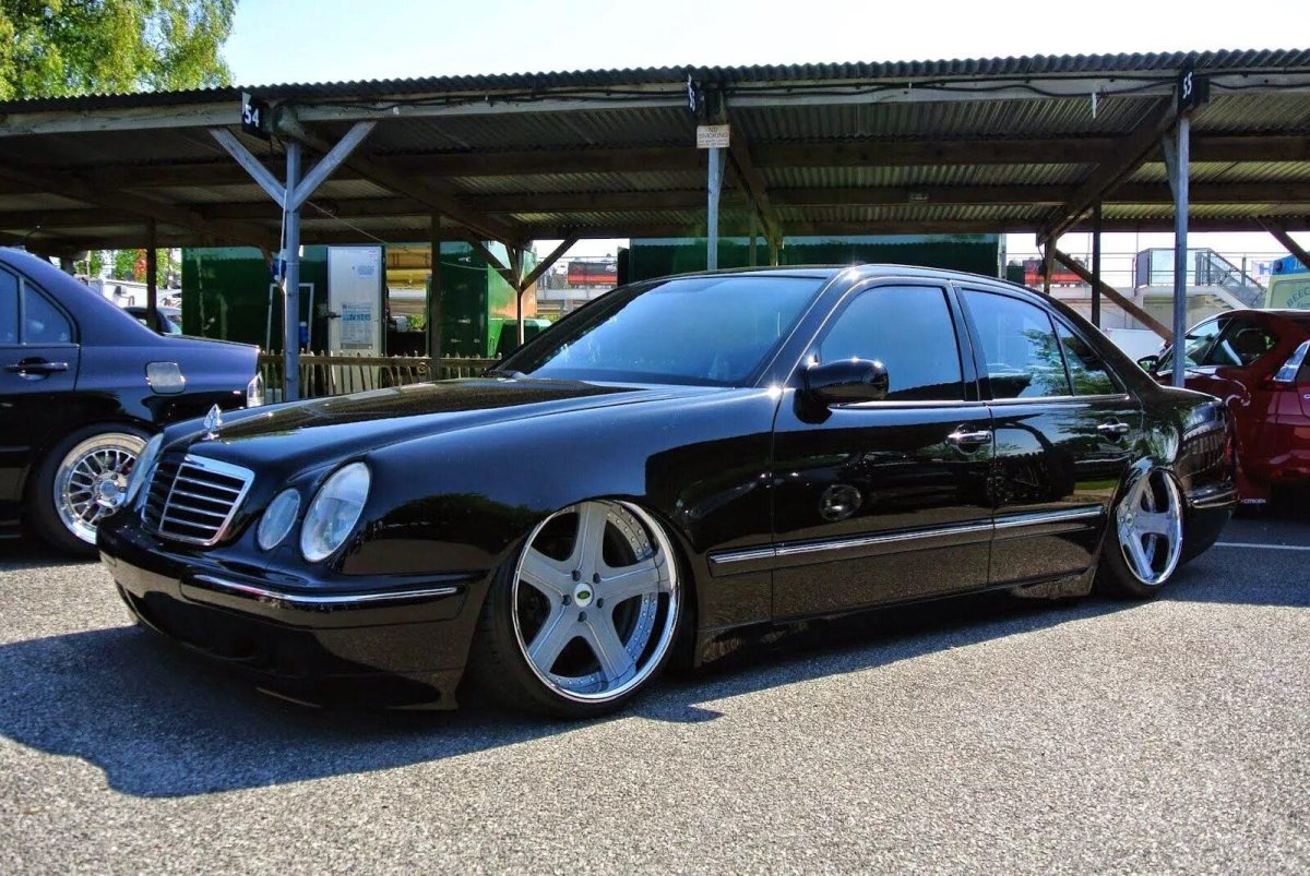 Mercedes Benz w210 e500