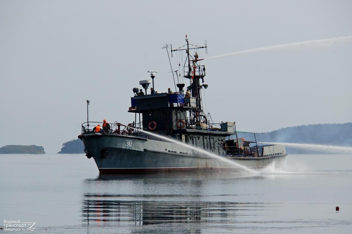 Противопожарный катер проекта 14611