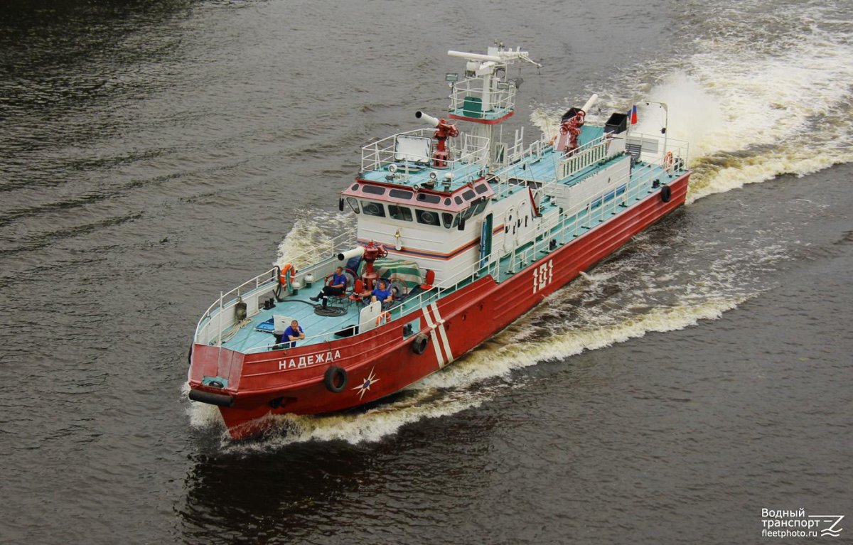 Пожарный катер Вьюн проект 16640