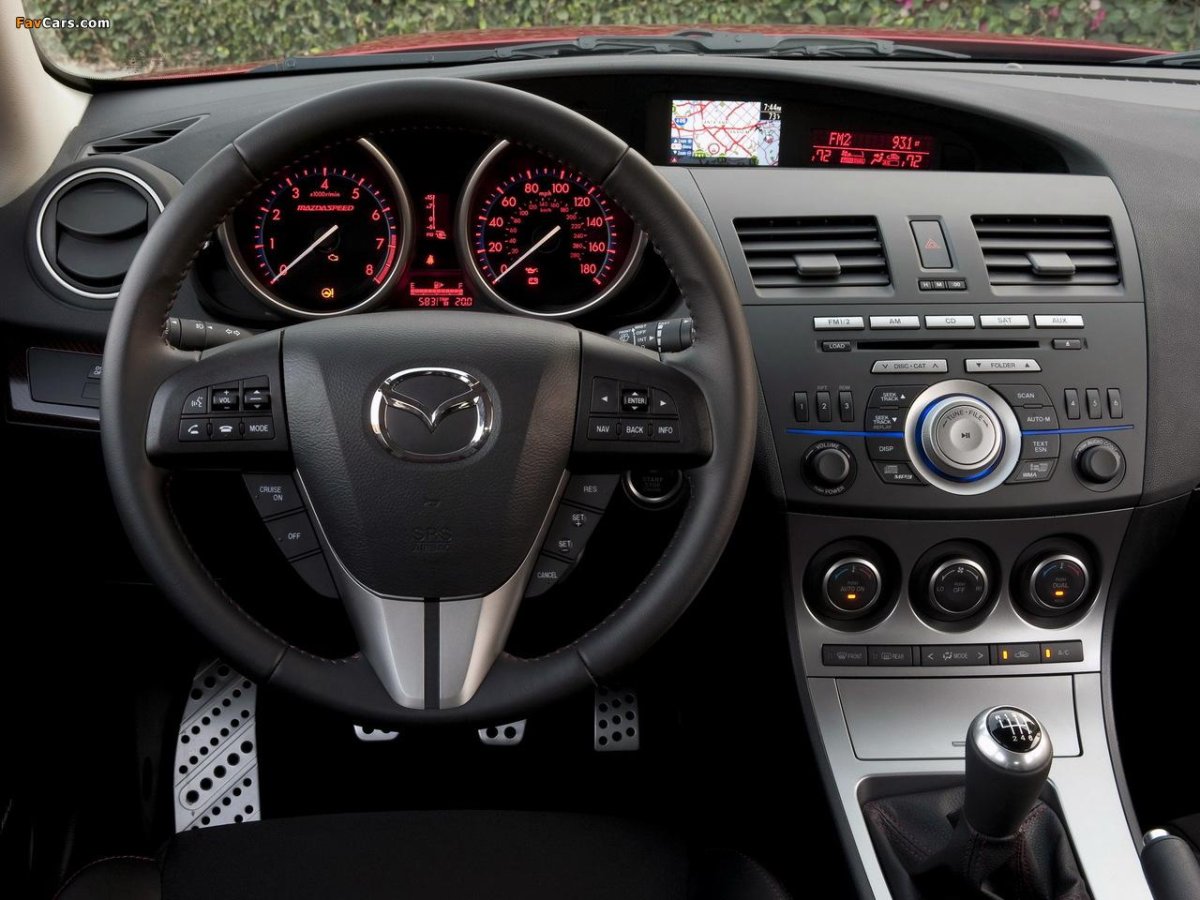 Мазда 3 хэтчбек салон 2009