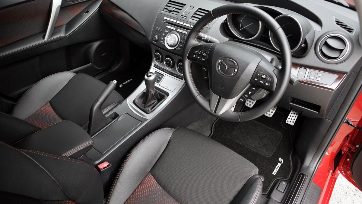 Mazda 3 MPS BL салон