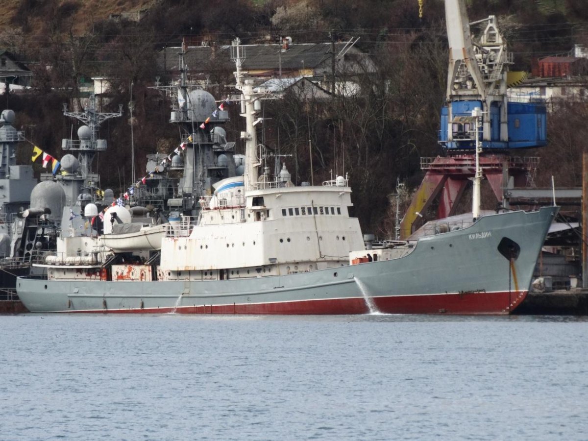 Судно Кильдин Севастополь