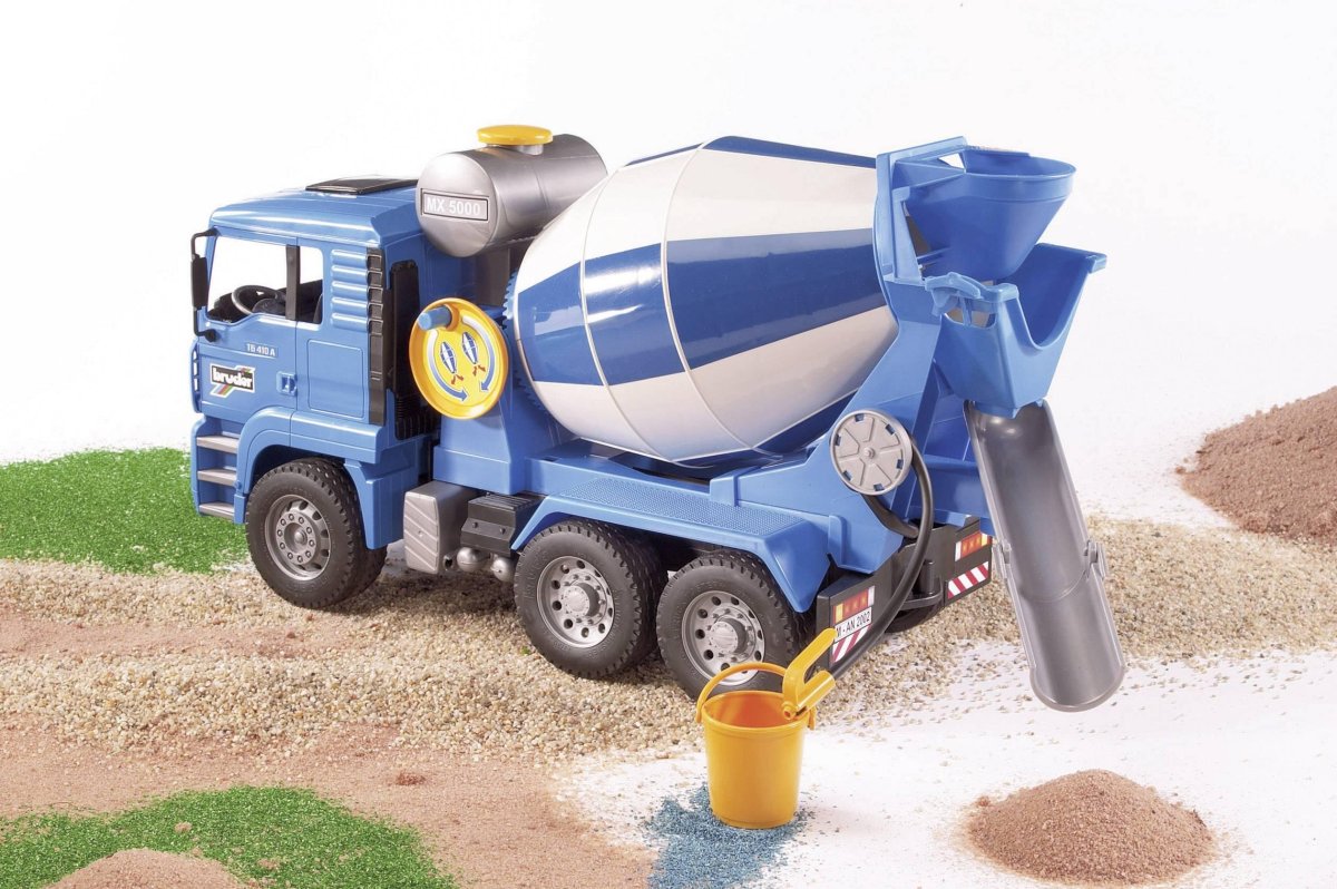 Bruder 02-744 бетономешалка man