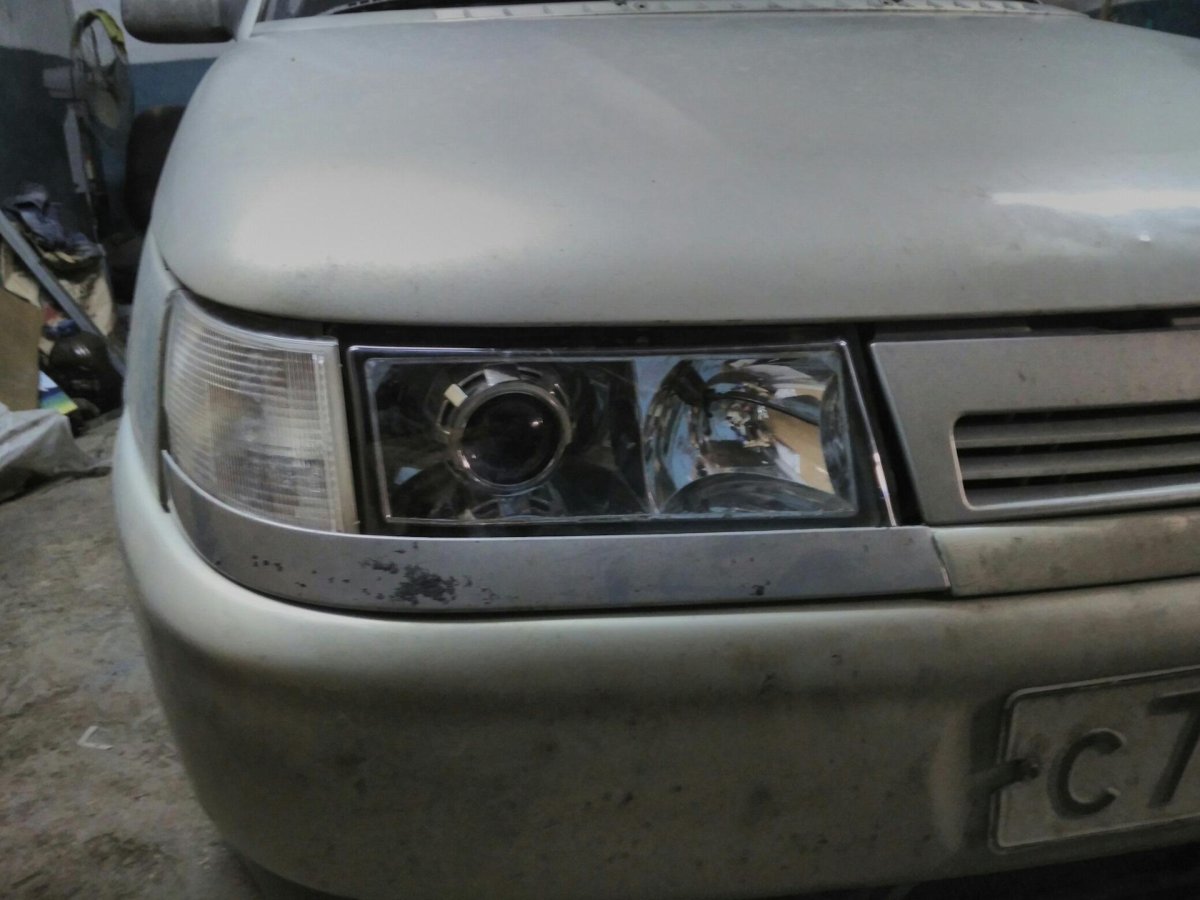 Линзы в фары бош 2110