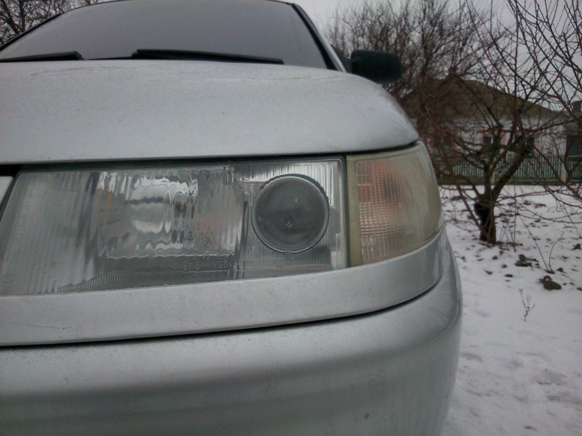 Линзованные фары ВАЗ 2110