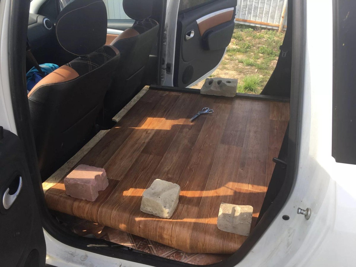 Лада Ларгус кросс ровный пол