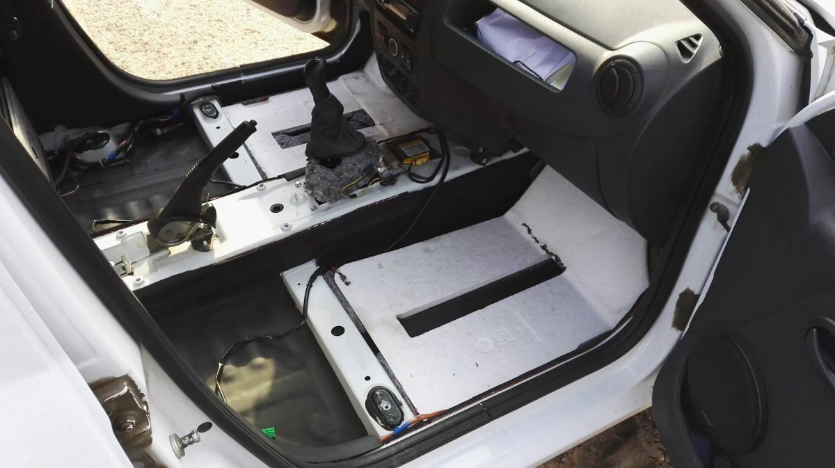 Шумоизоляция пола Ларгус пенопласт