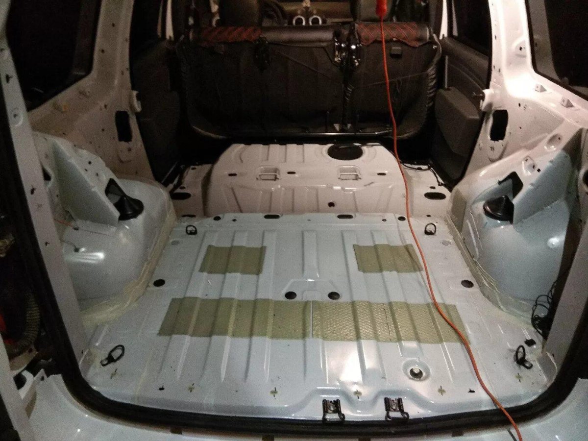 Лада Ларгус багажник