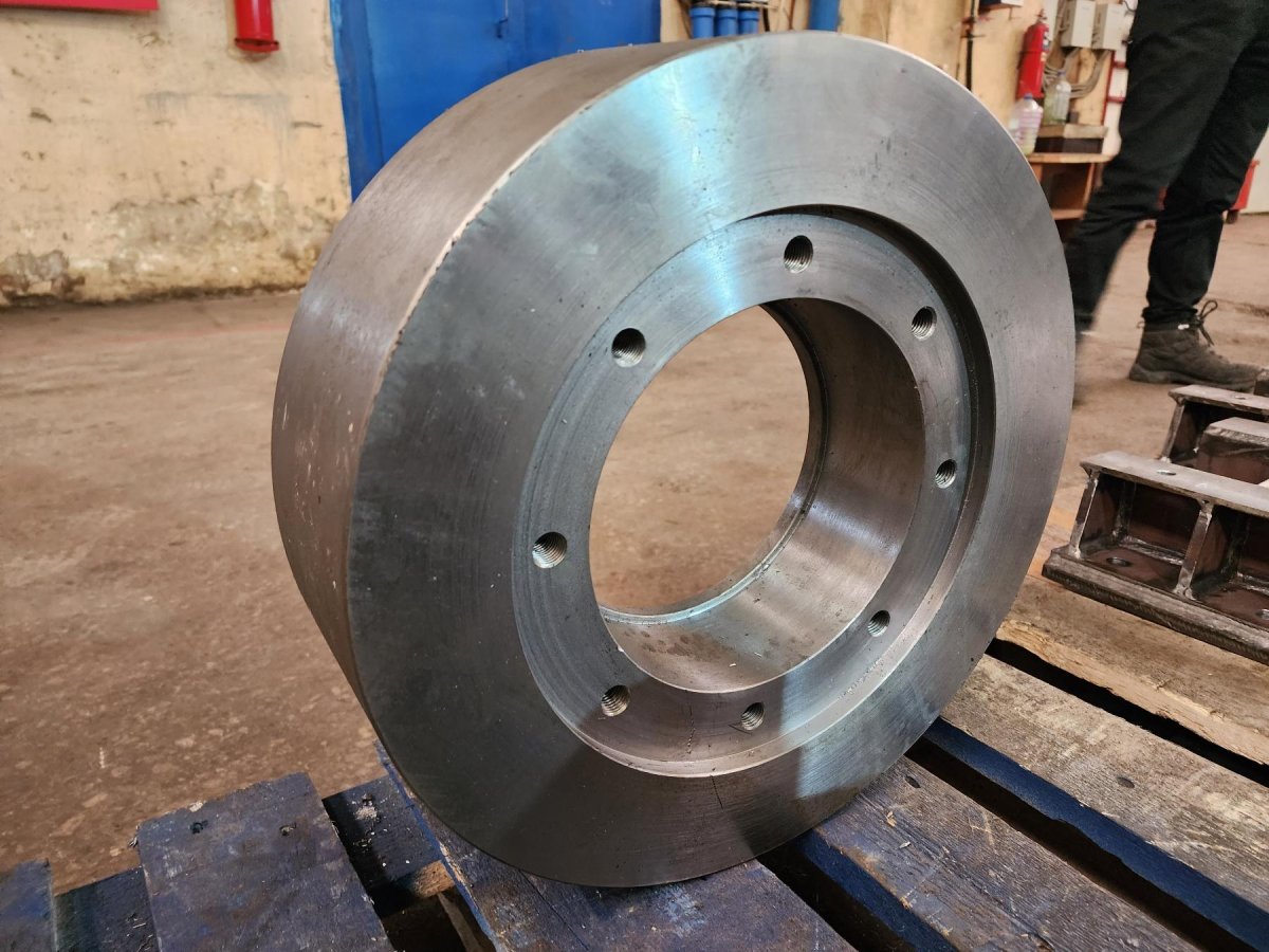 Упорный ролик сушильного барабана