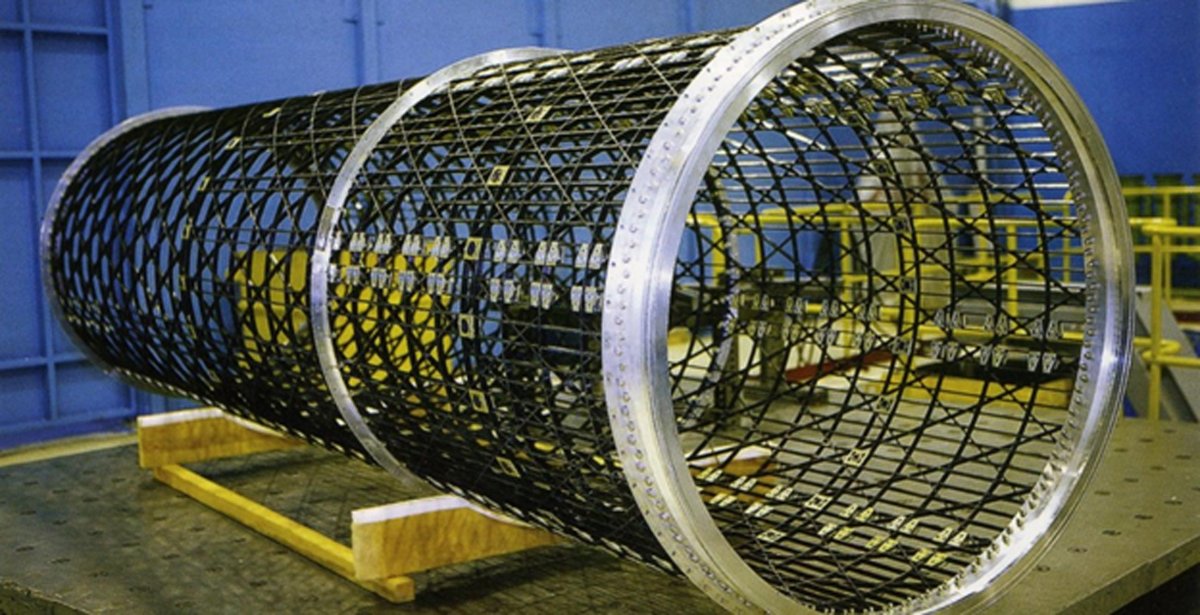 Изогридные композитные сетчатые конструкции