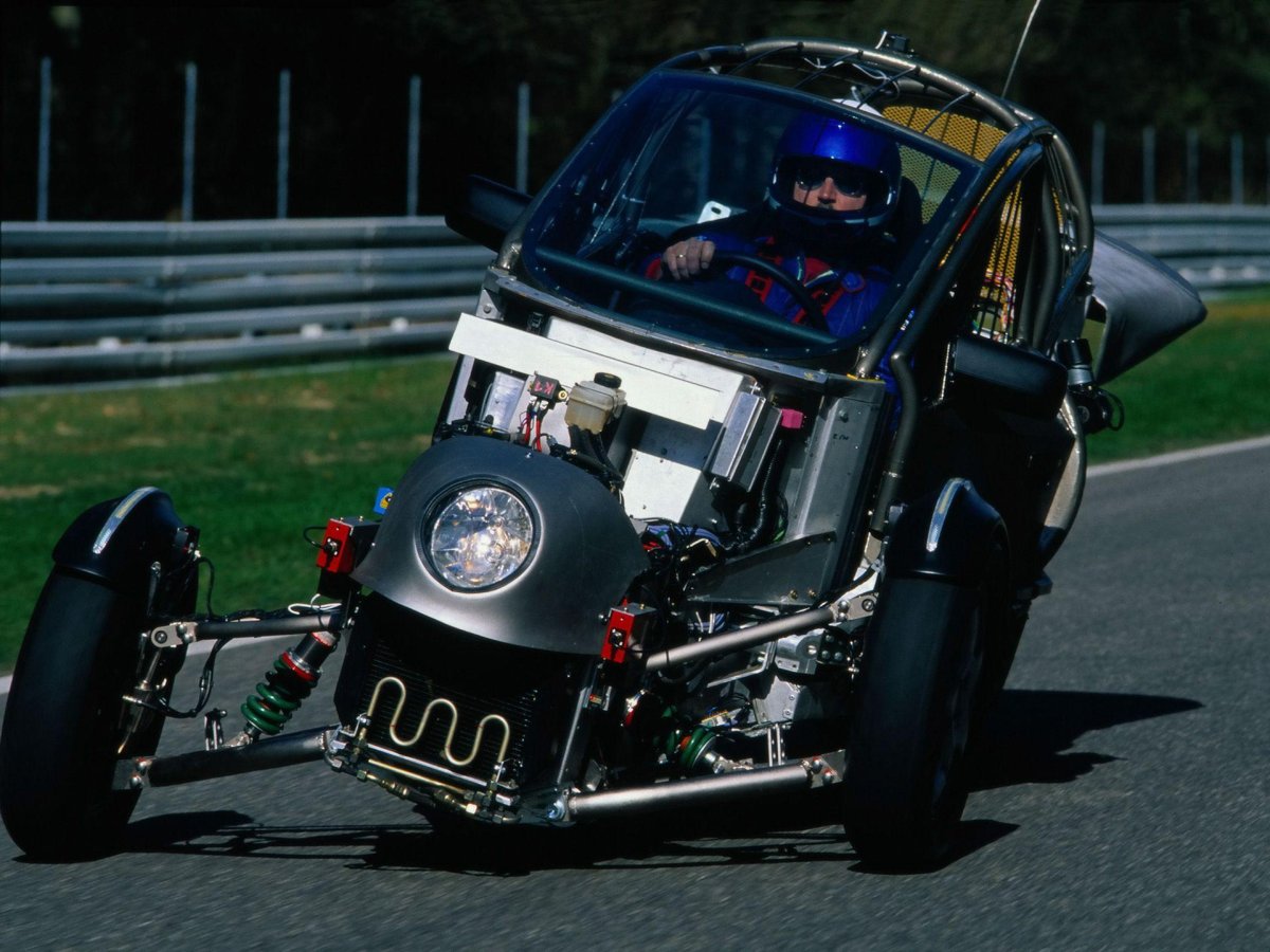 Мерседес f300