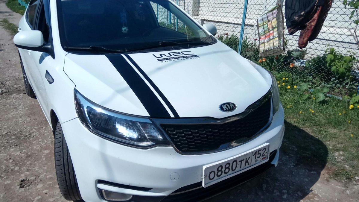 Киа Рио 2015 бампер черная пленка