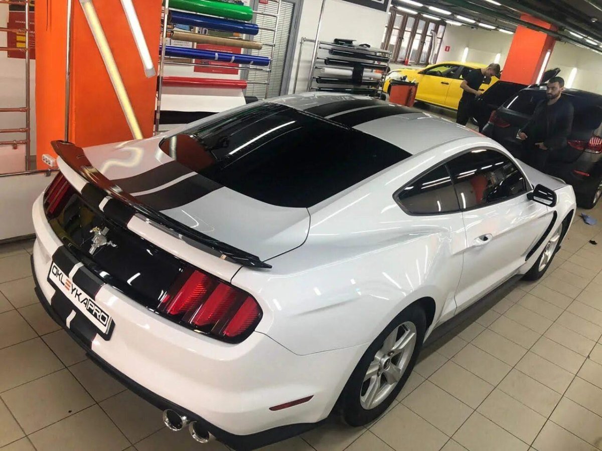 Форд Мустанг тонированный