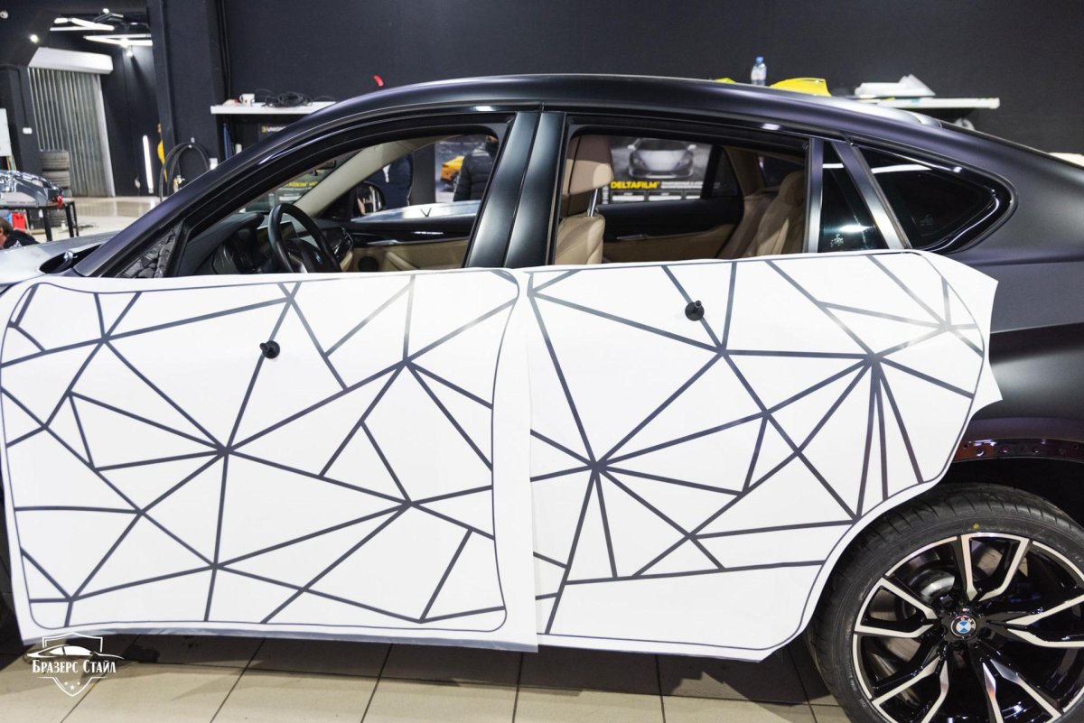 Оклейка БМВ 1