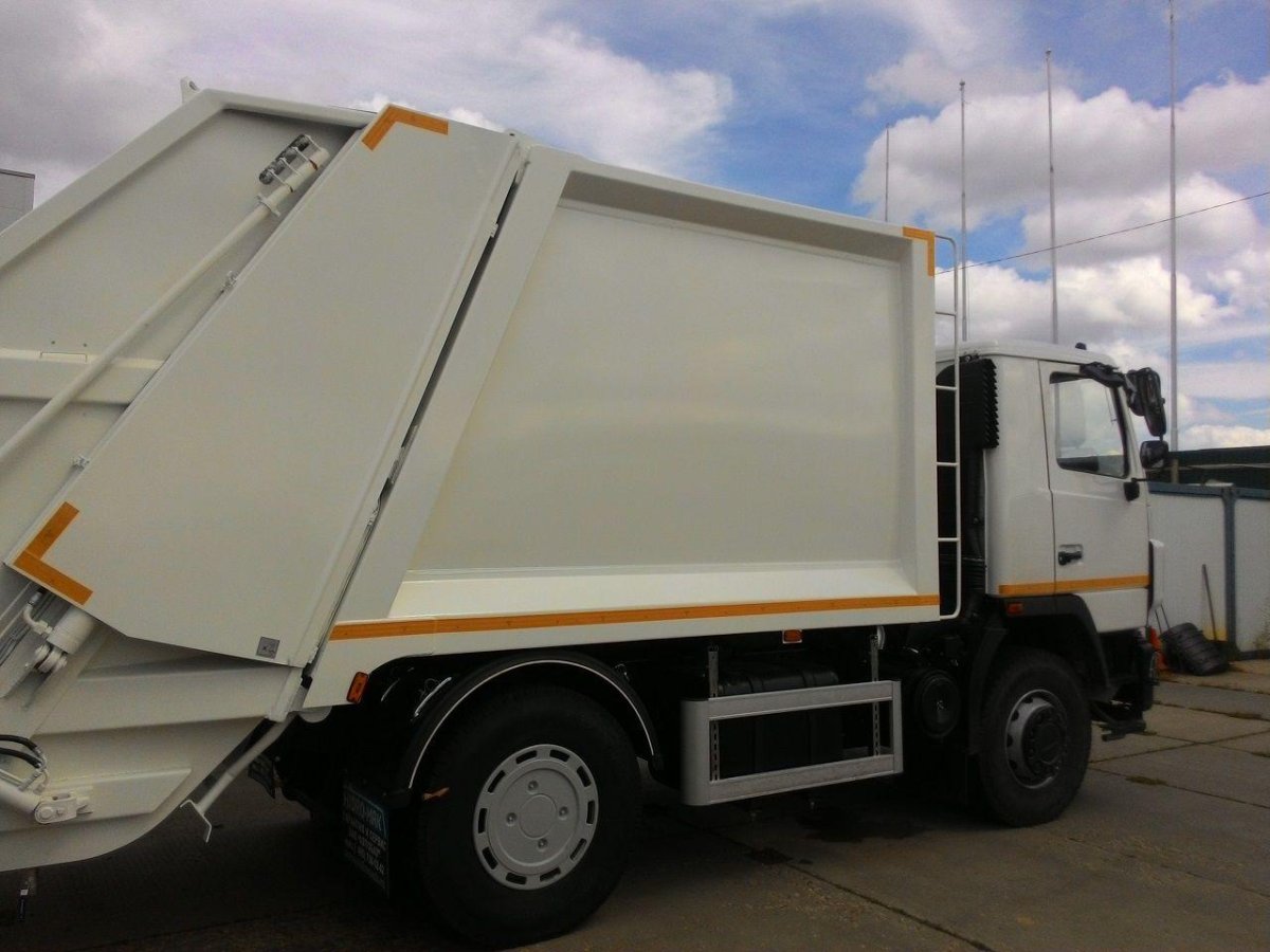 МАЗ 5550 мусоровоз