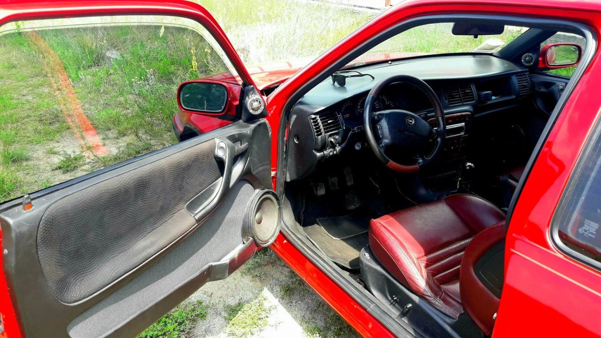 Опель кадет салон