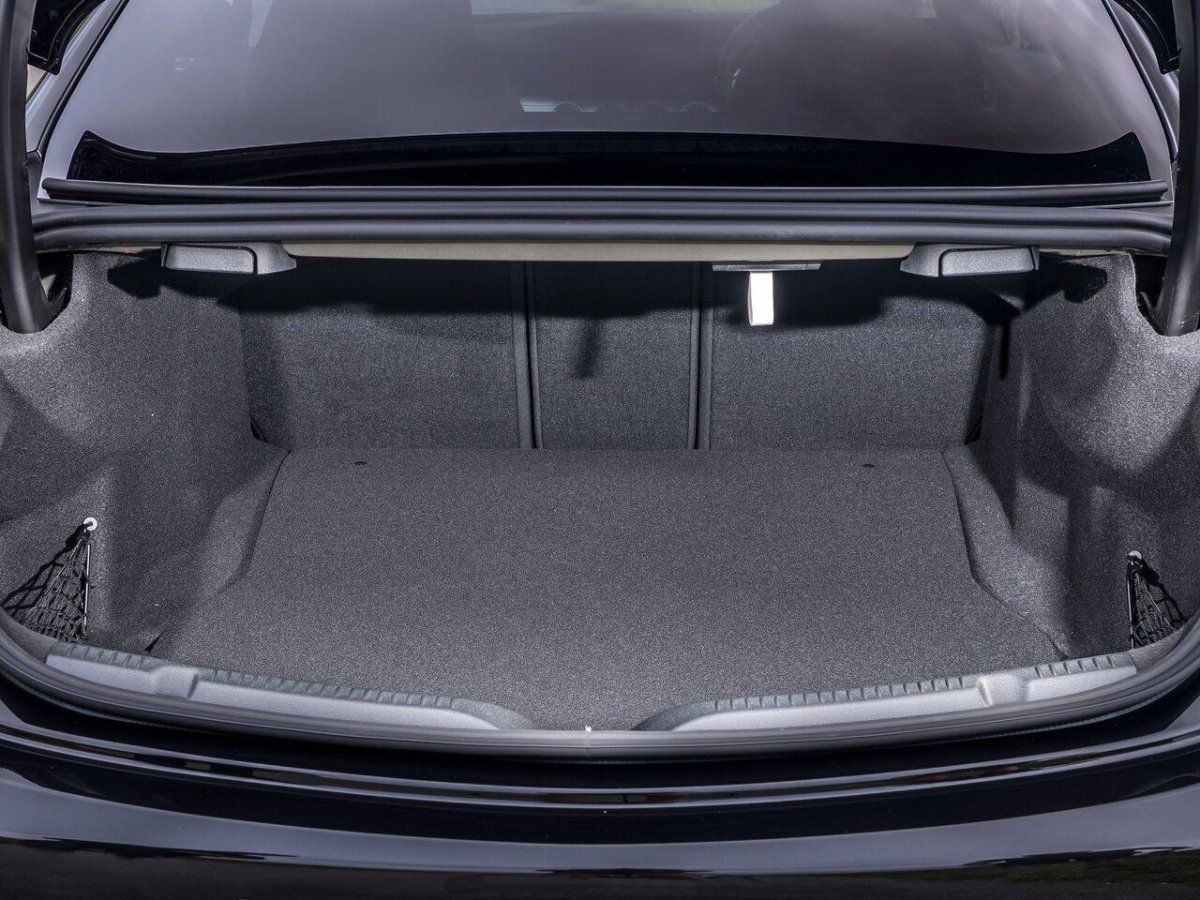 E class купе багажник