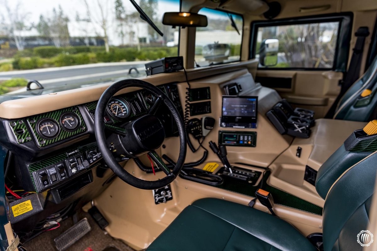 Hummer h1 кабина