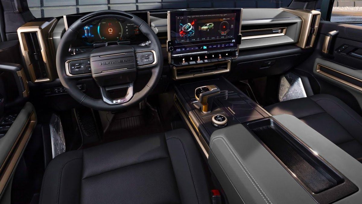 GMC Hummer ev 2024