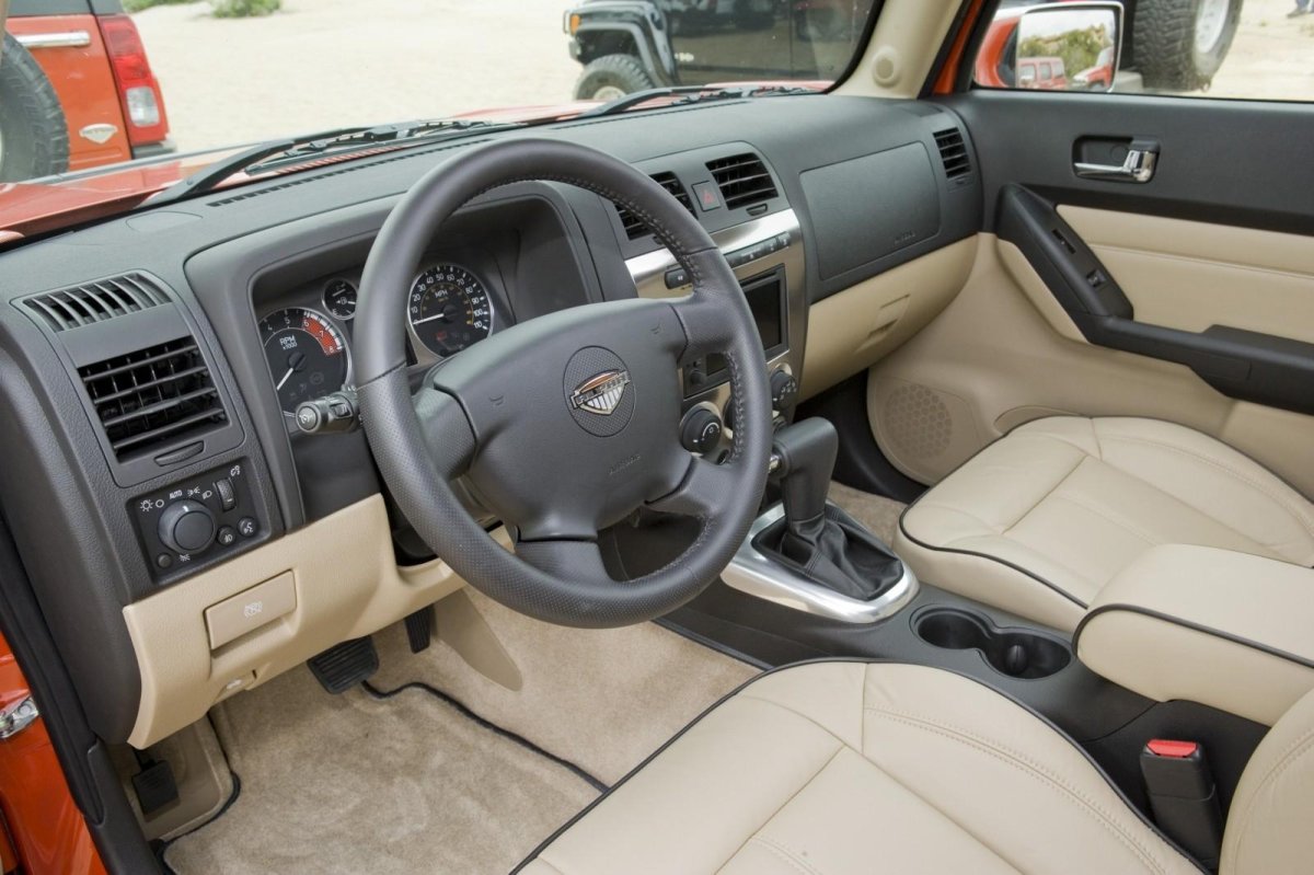 Hummer h3 салон