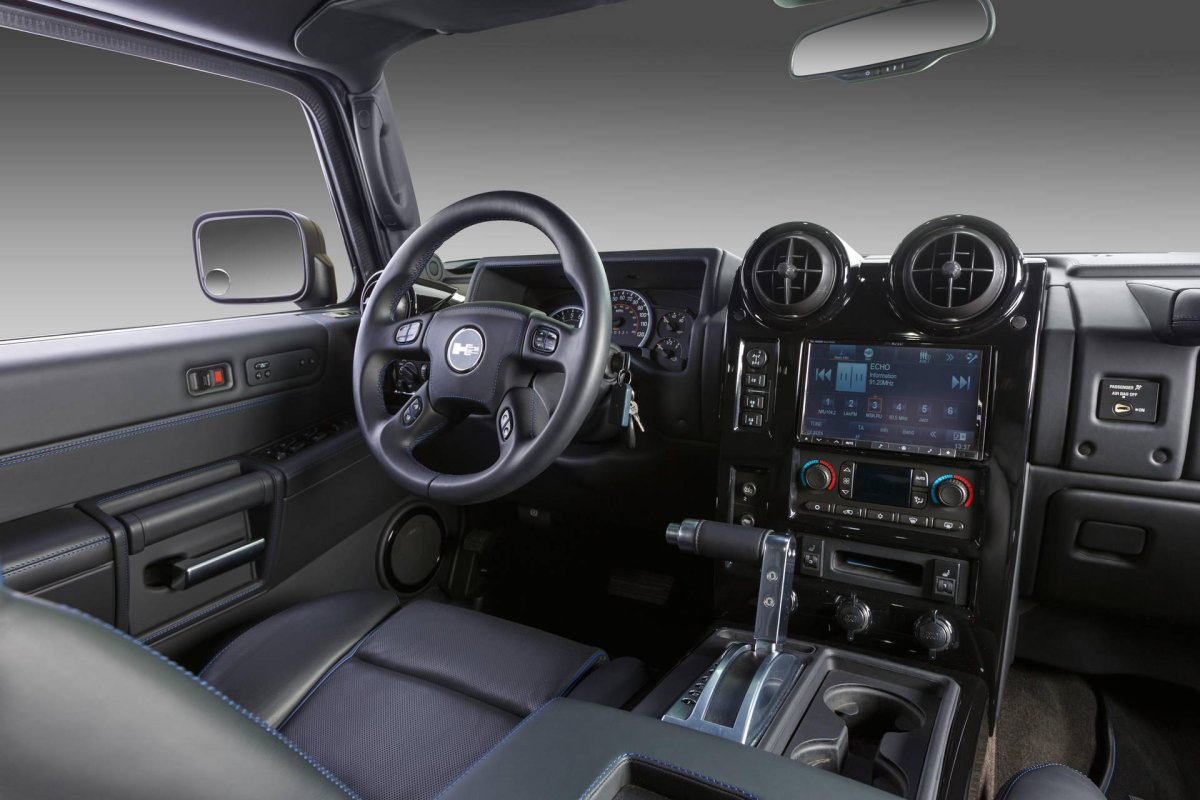 Хаммер н2 2005 салон
