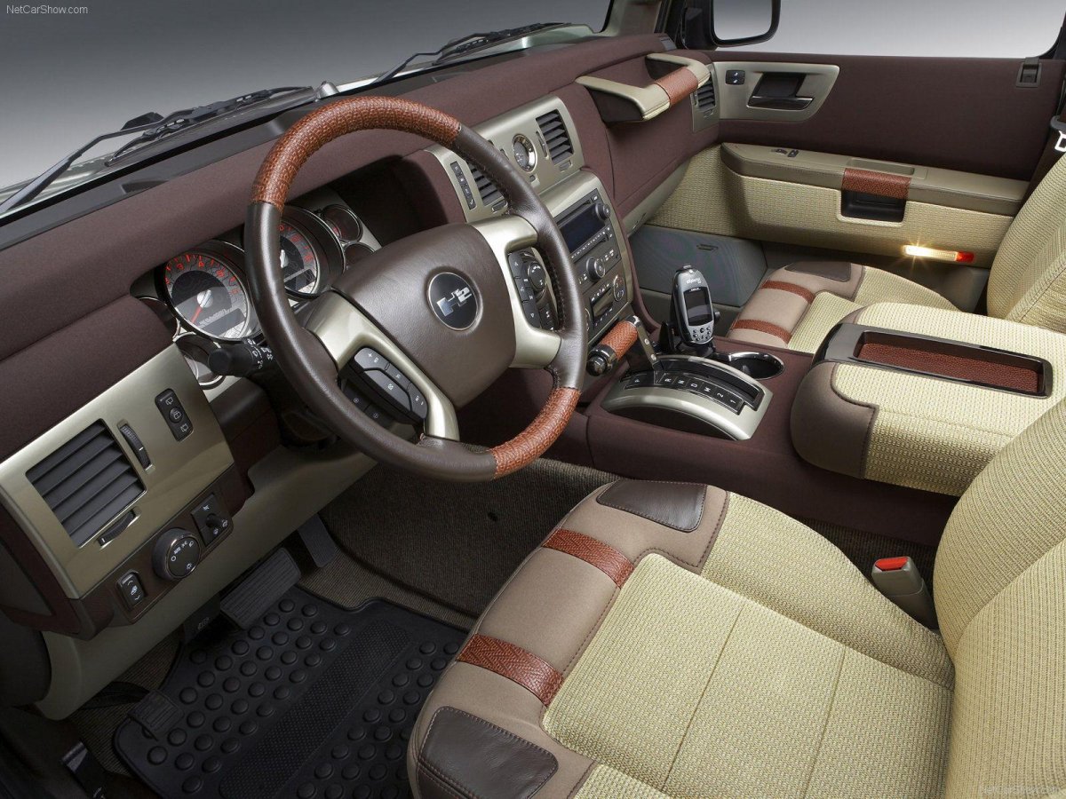 Хаммер 2 салон