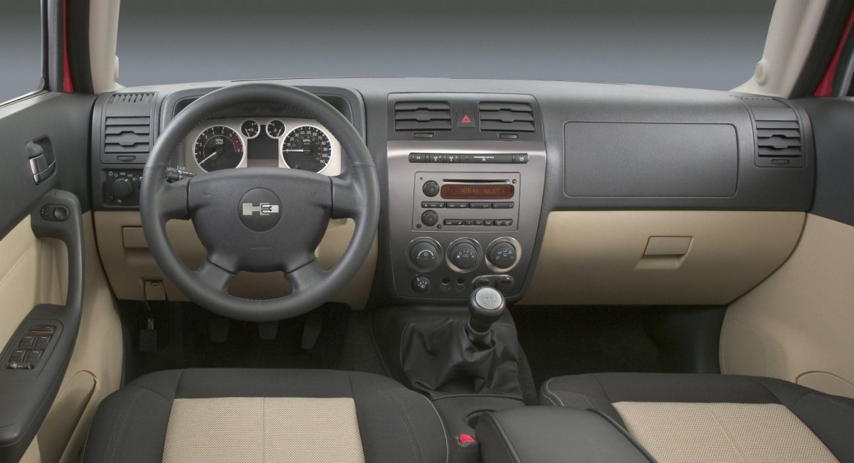 Hummer h3 2007 салон