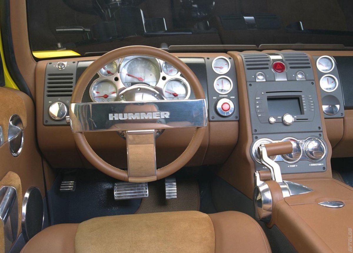 Хаммер 2 салон