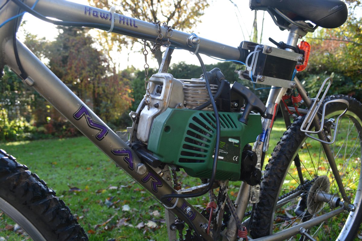 Мопед с двигателем от бензопилы штиль 180