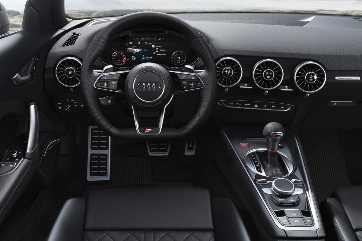 Ауди ТТ 2019 салон