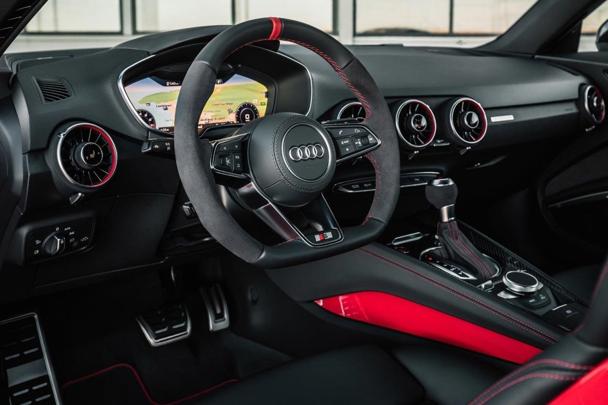 Audi TT 2019 салон