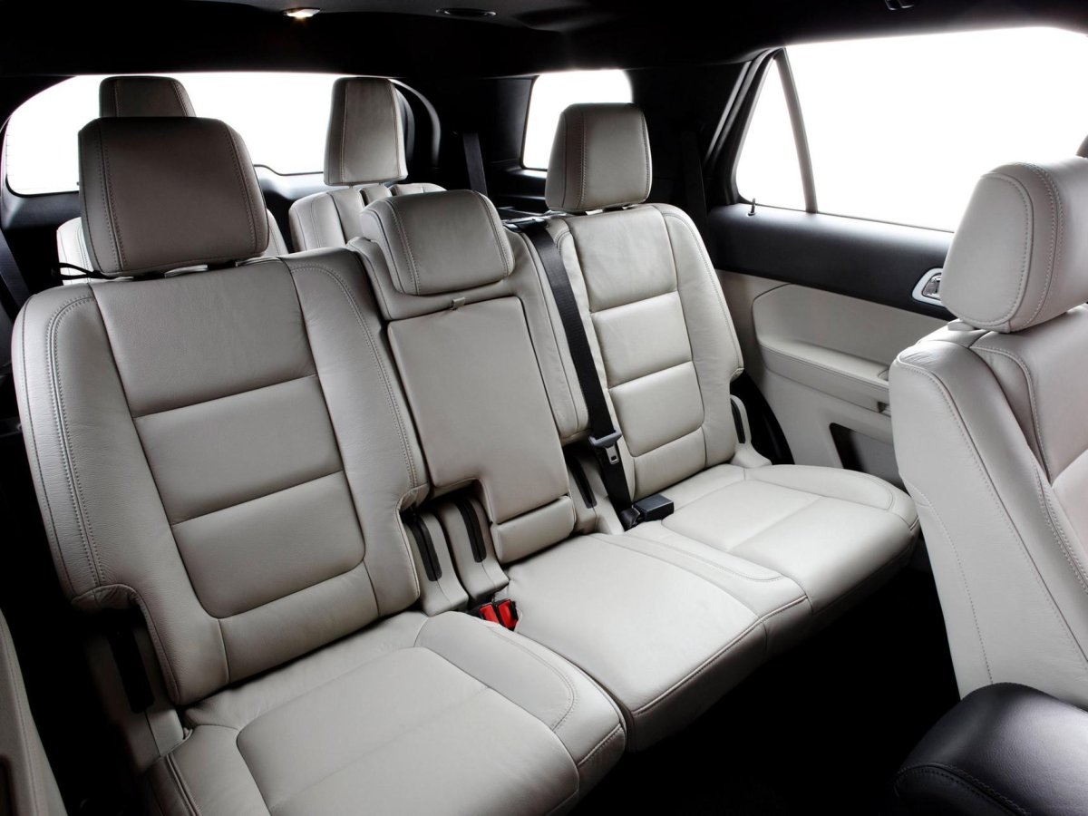 Форд эксплорер 7 местный