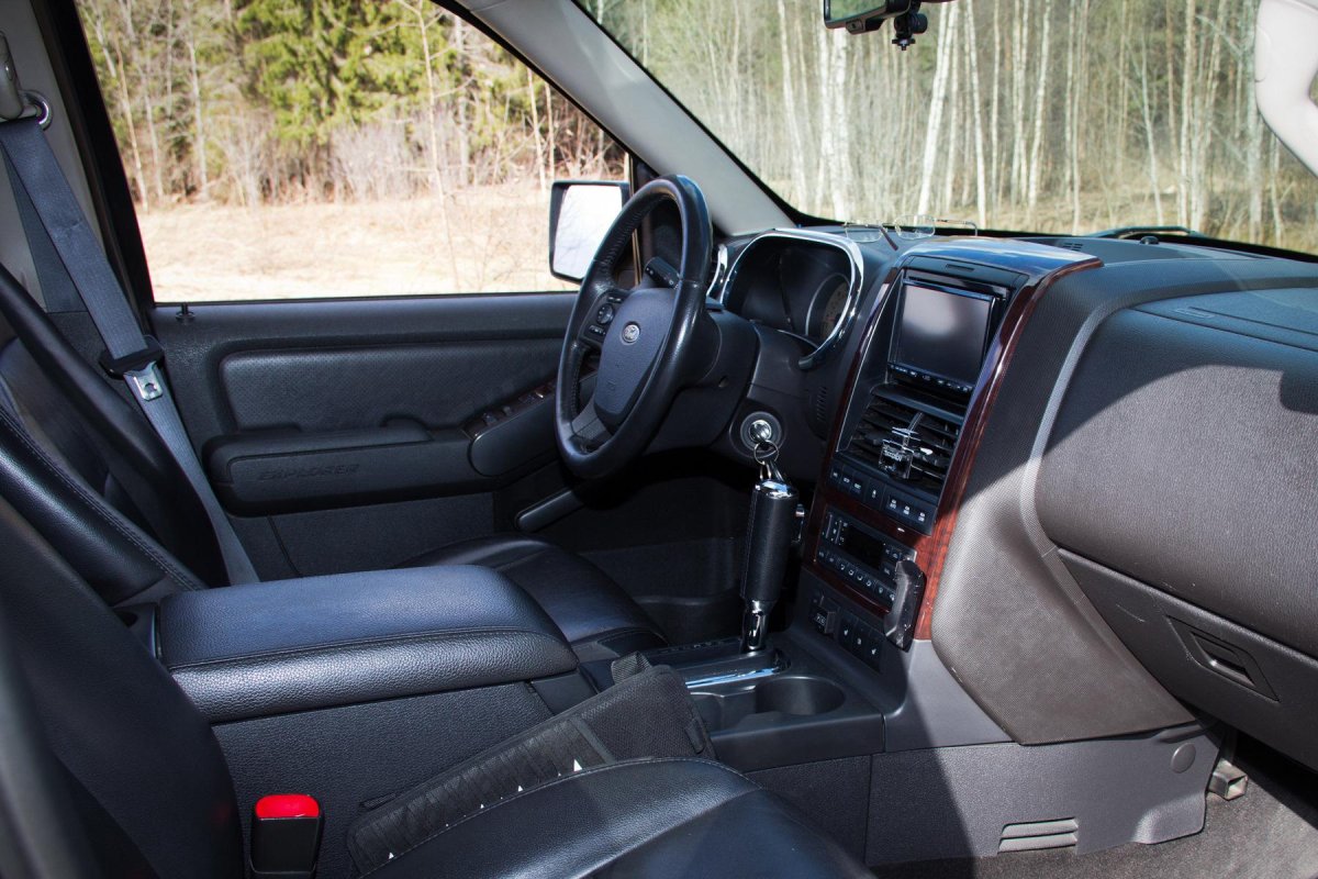 Форд эксплорер 4 салон