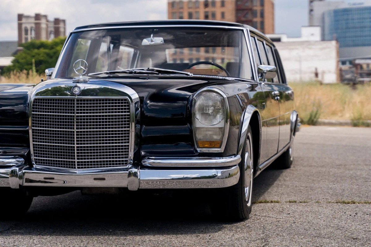 Mercedes-Benz 600 Pullman