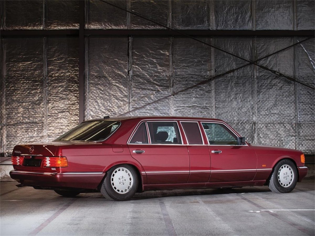 Mercedes-Benz w126 560 sel