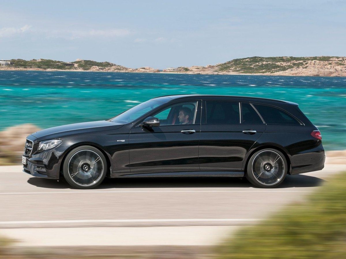 Мерседес универсал 2017