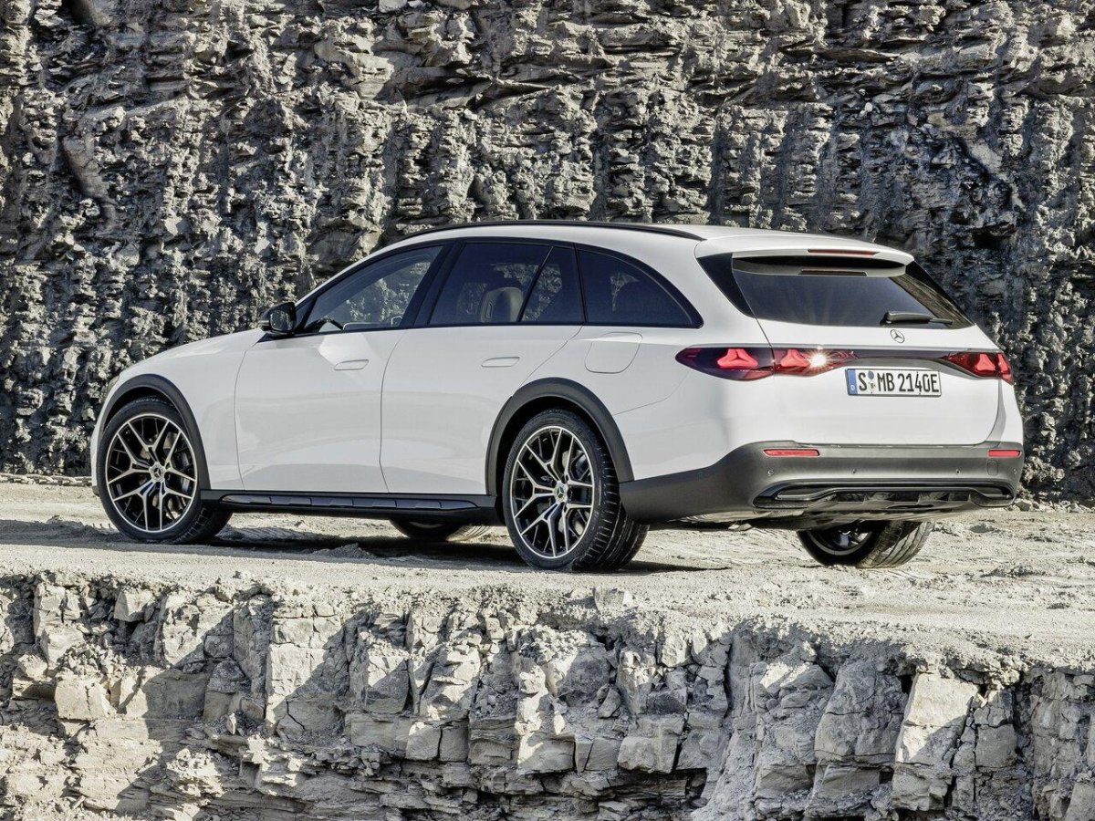 Mercedes Benz e class 2024