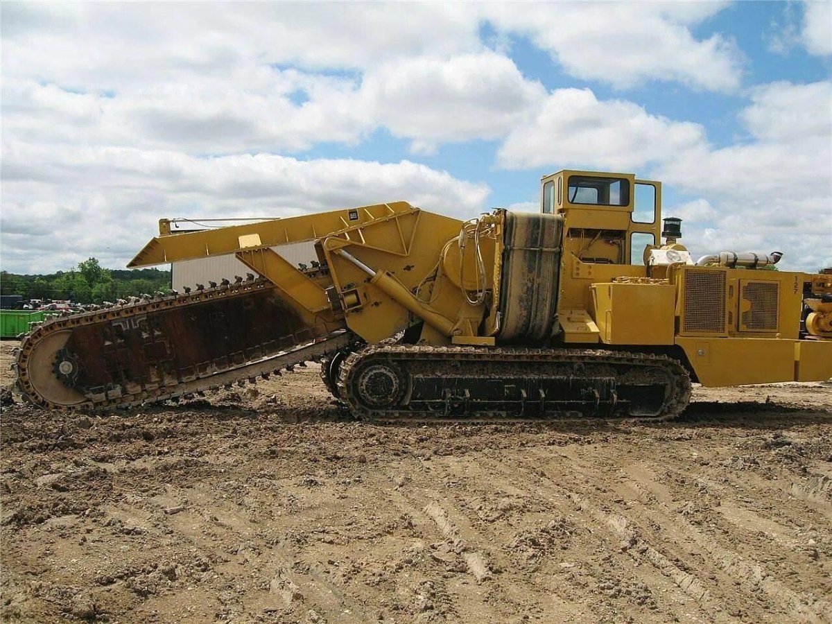 Экскаватор-дреноукладчик ЭТЦ-406