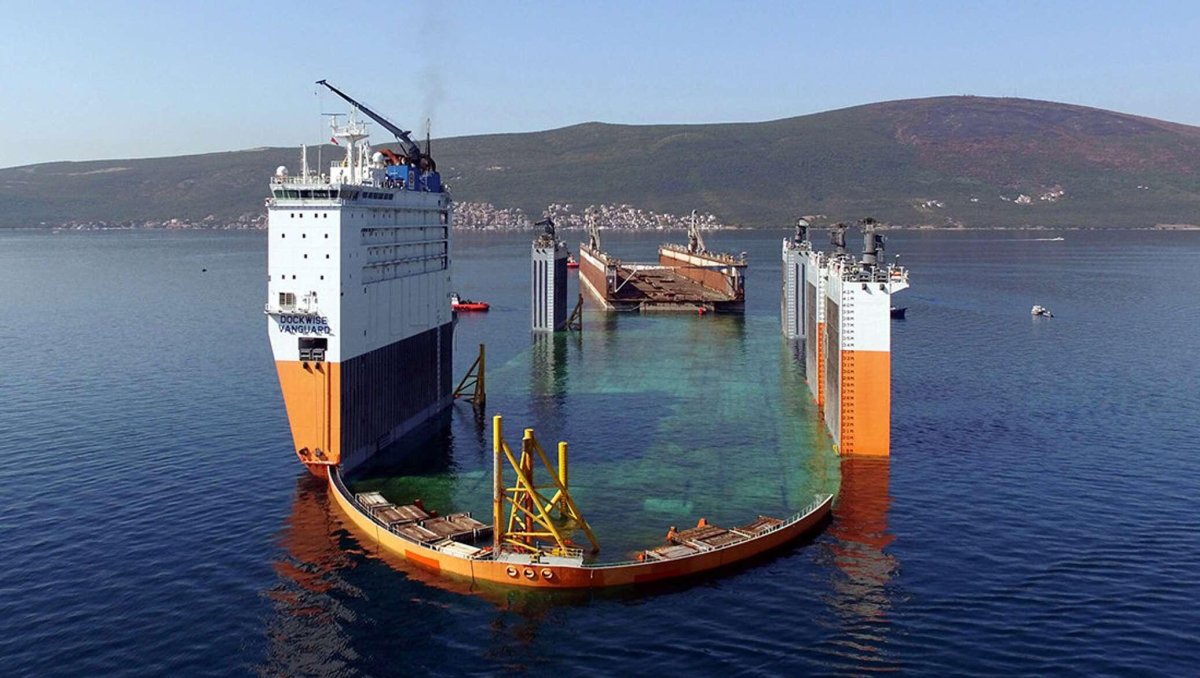 Плавучий док проекта 23380